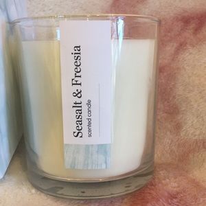 Seasalt & Freesia Scented Boxed Soy Candle NWT226g